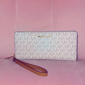 Michael Kors logo wallet
